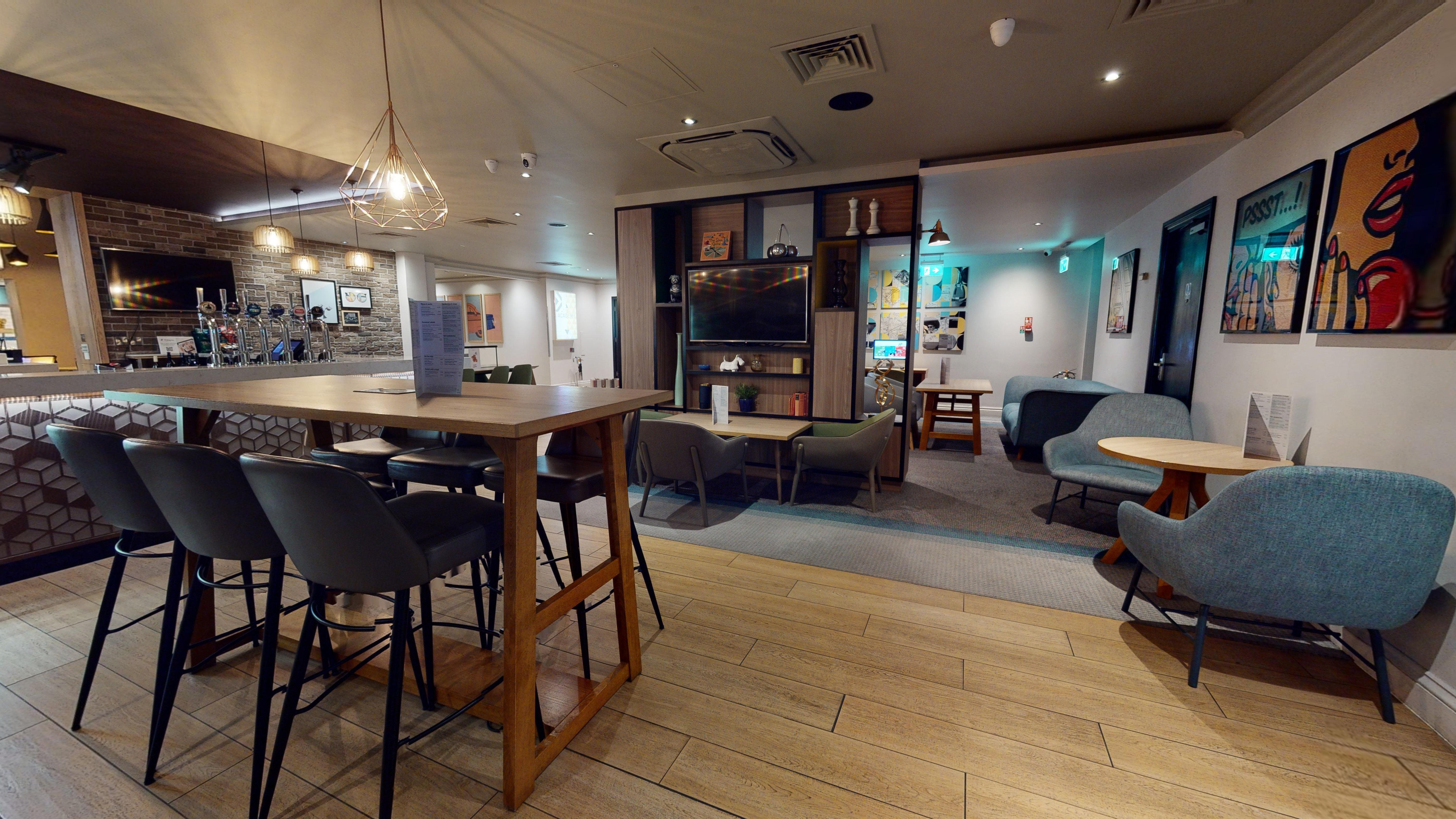 Holiday Inn Brentwood By Ihg מראה חיצוני תמונה