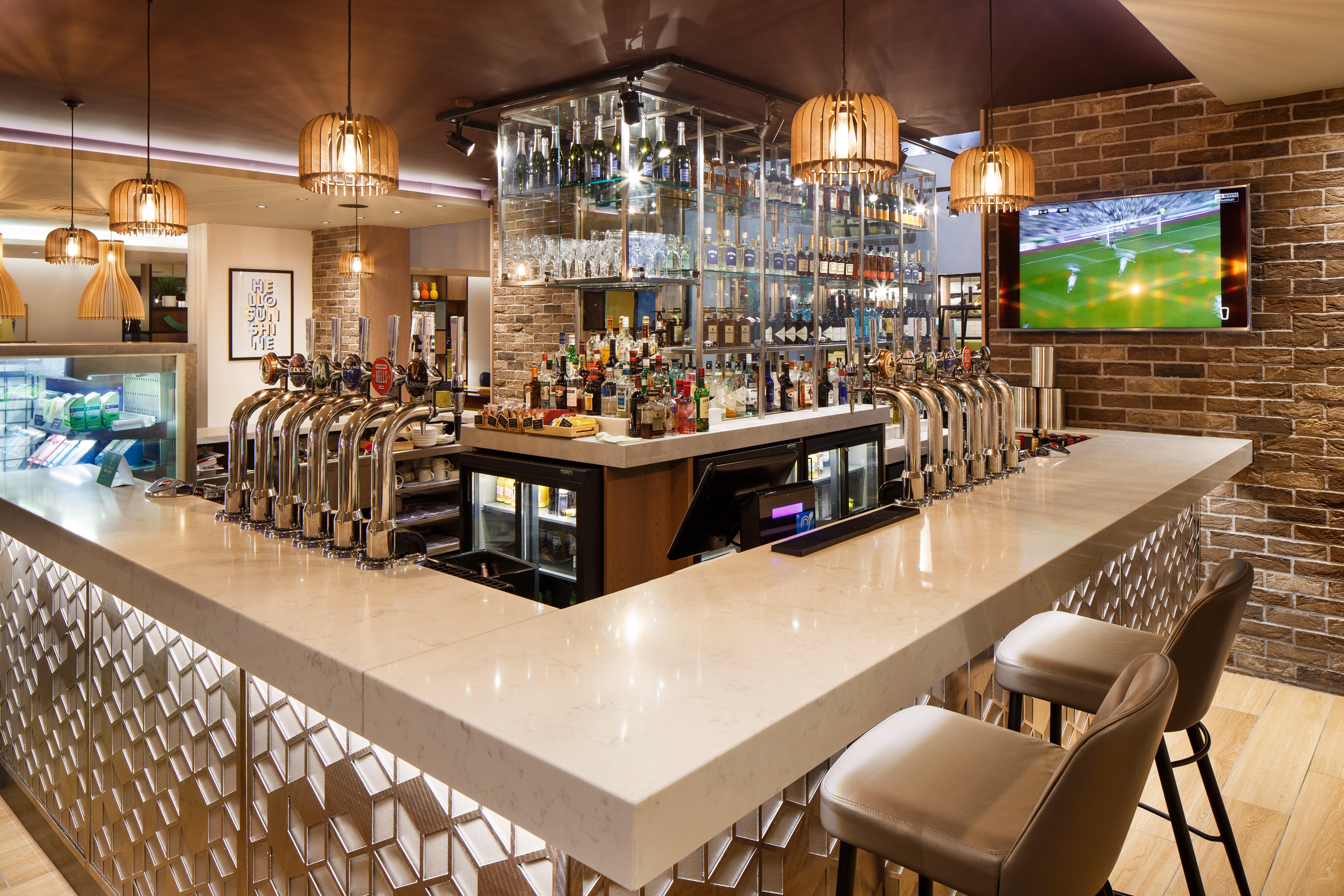 Holiday Inn Brentwood By Ihg מראה חיצוני תמונה