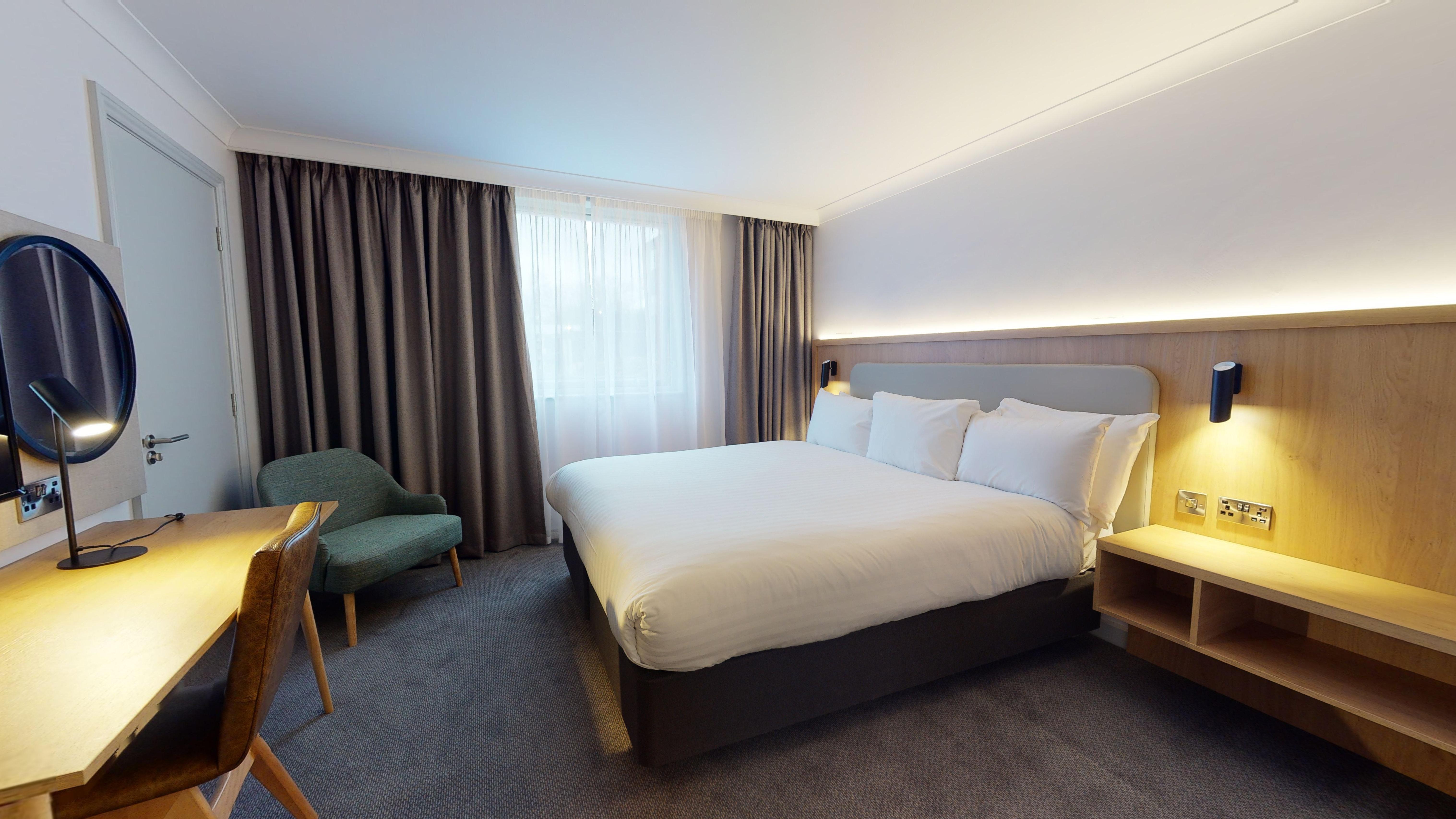 Holiday Inn Brentwood By Ihg מראה חיצוני תמונה