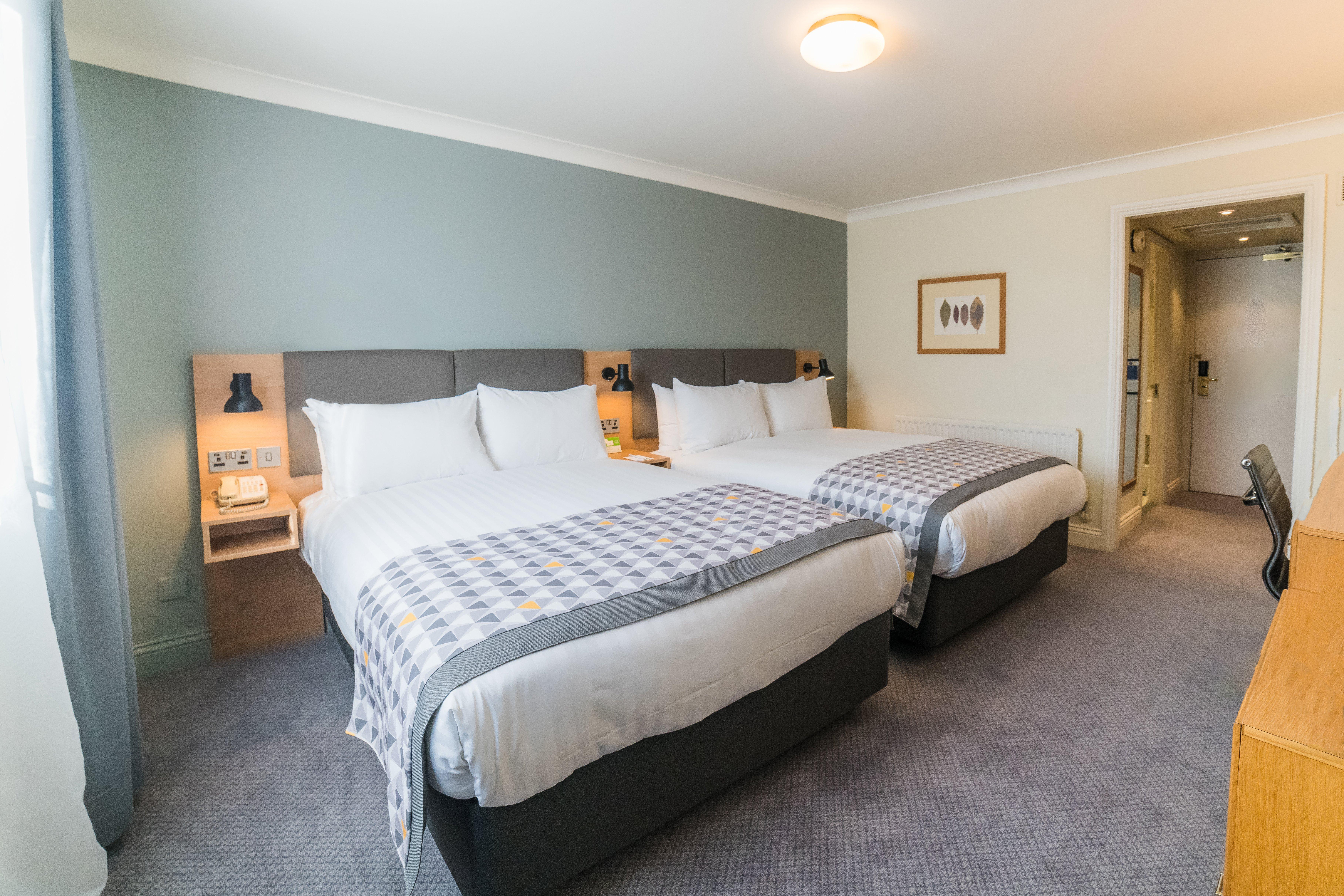 Holiday Inn Brentwood By Ihg מראה חיצוני תמונה