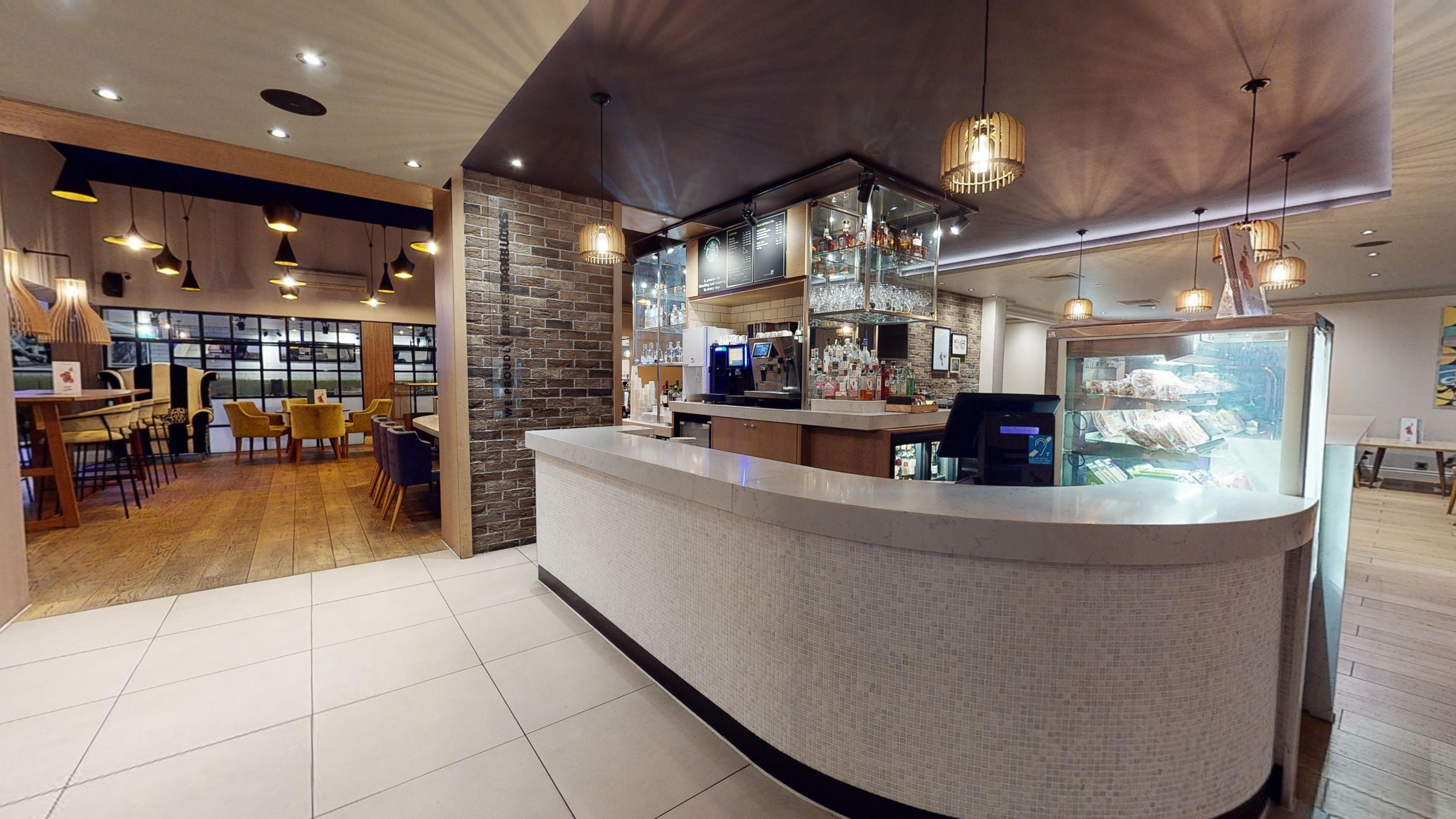 Holiday Inn Brentwood By Ihg מראה חיצוני תמונה
