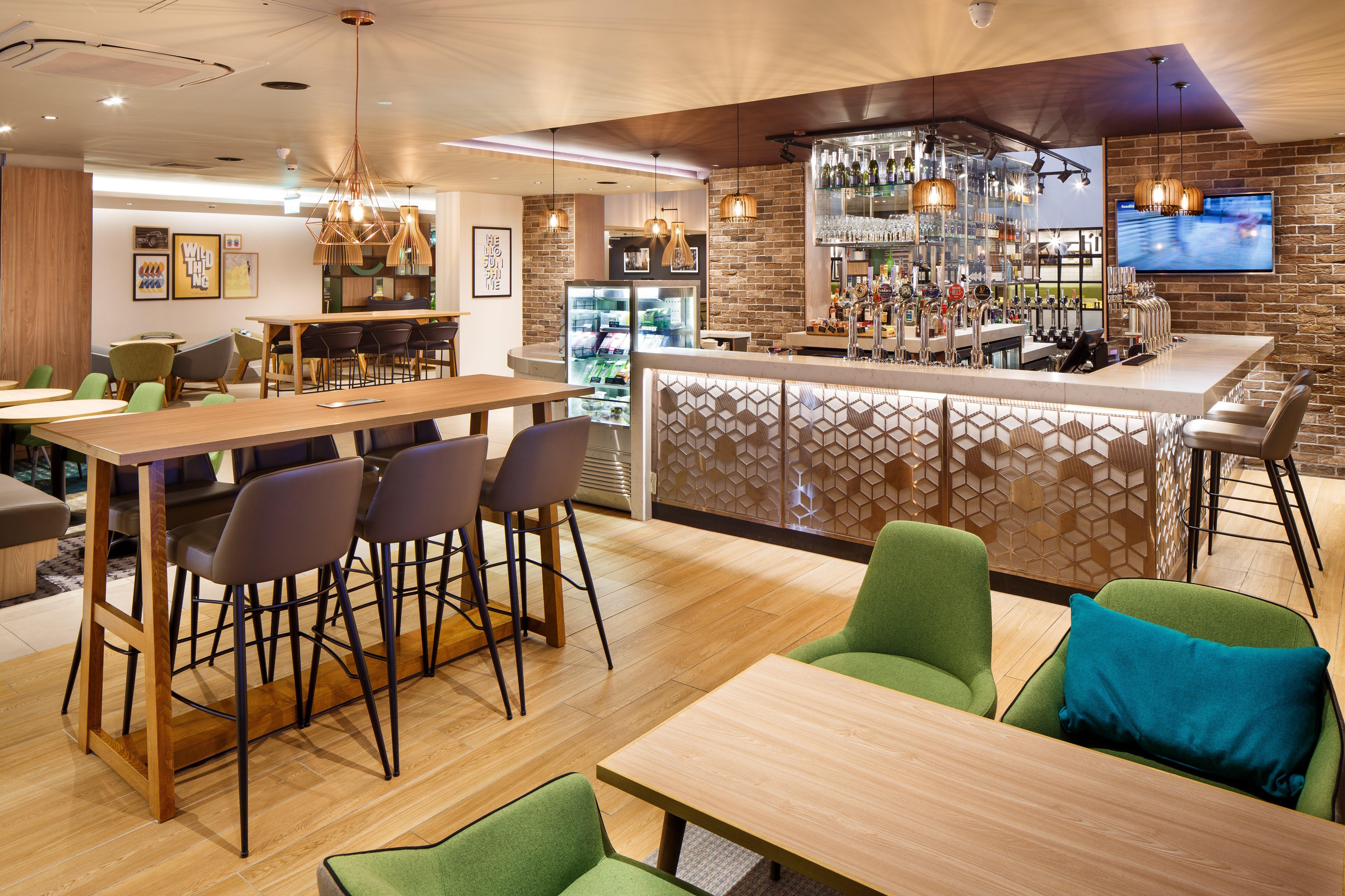 Holiday Inn Brentwood By Ihg מראה חיצוני תמונה
