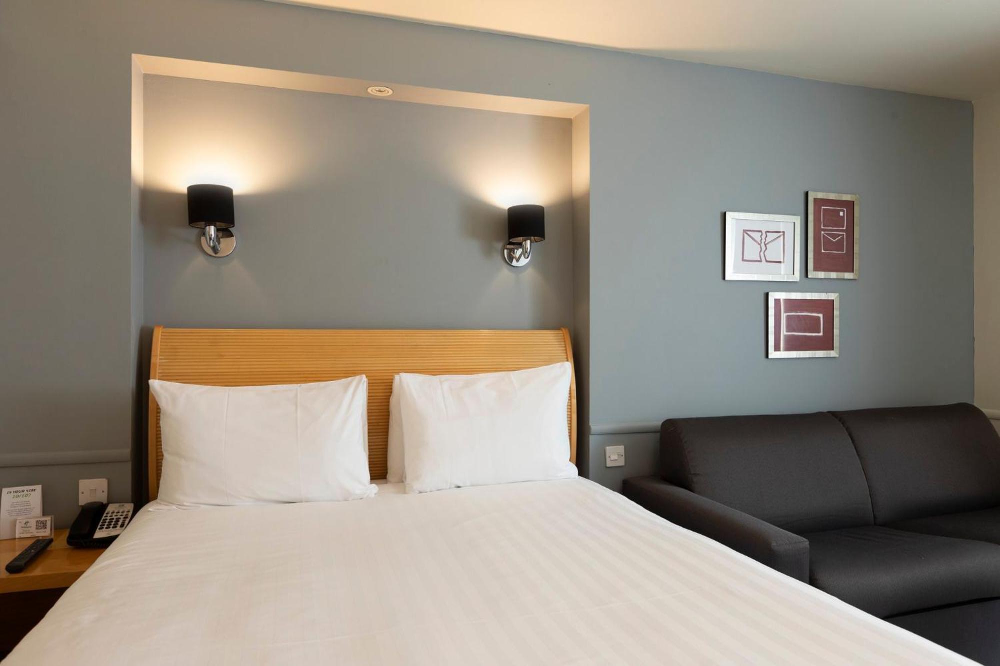 Holiday Inn Brentwood By Ihg מראה חיצוני תמונה