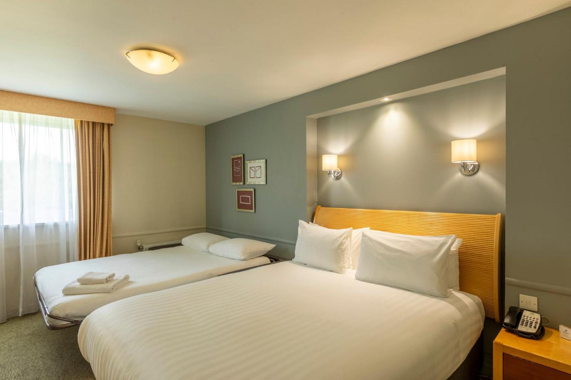 Holiday Inn Brentwood By Ihg מראה חיצוני תמונה