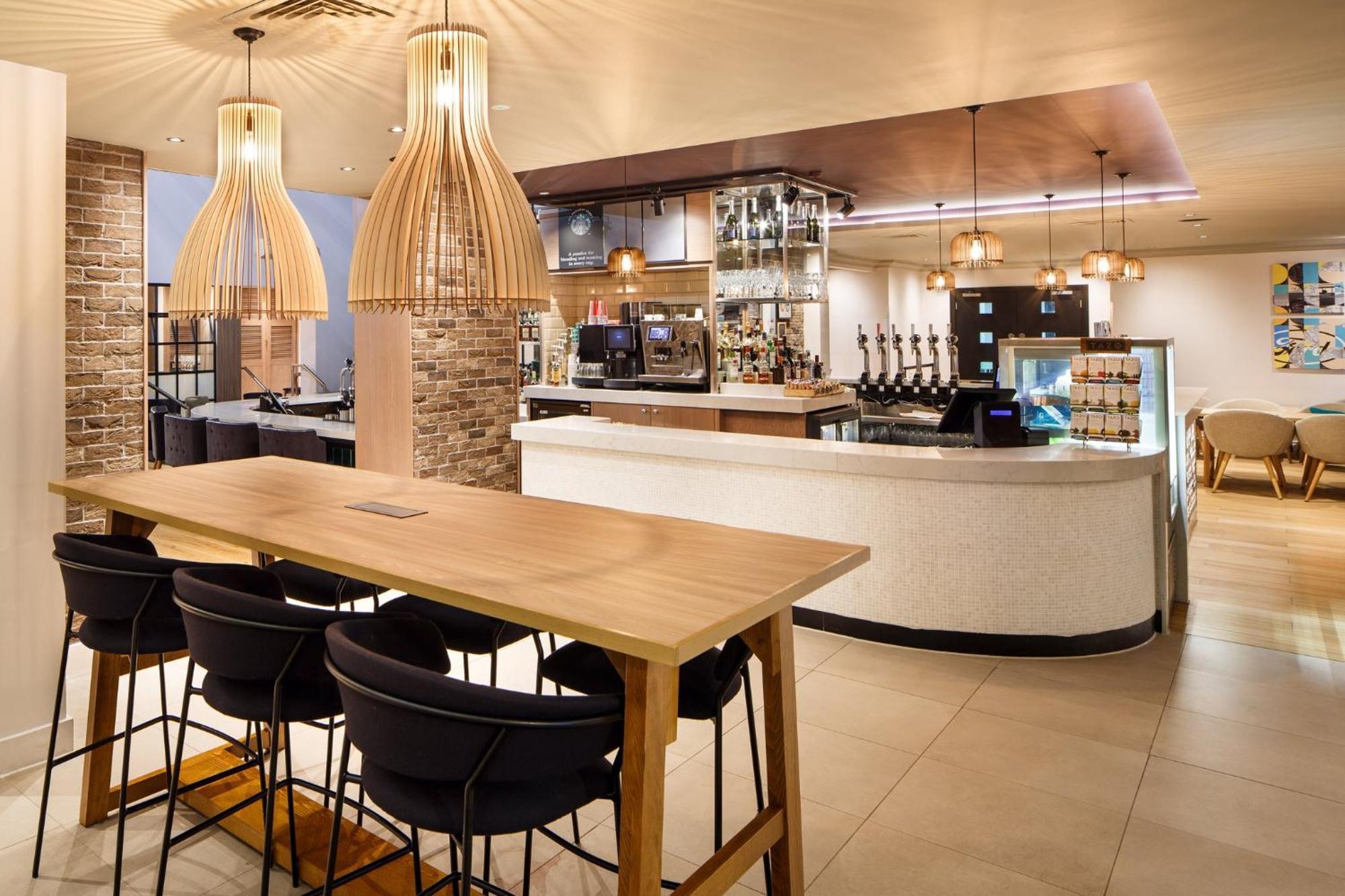 Holiday Inn Brentwood By Ihg מראה חיצוני תמונה